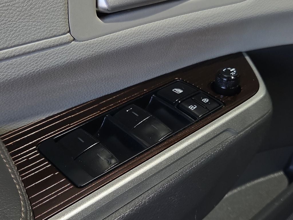 2022 Toyota Sienna XLE 8 Passenger