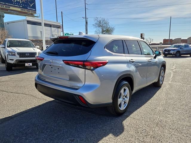 2020 Toyota Highlander LE