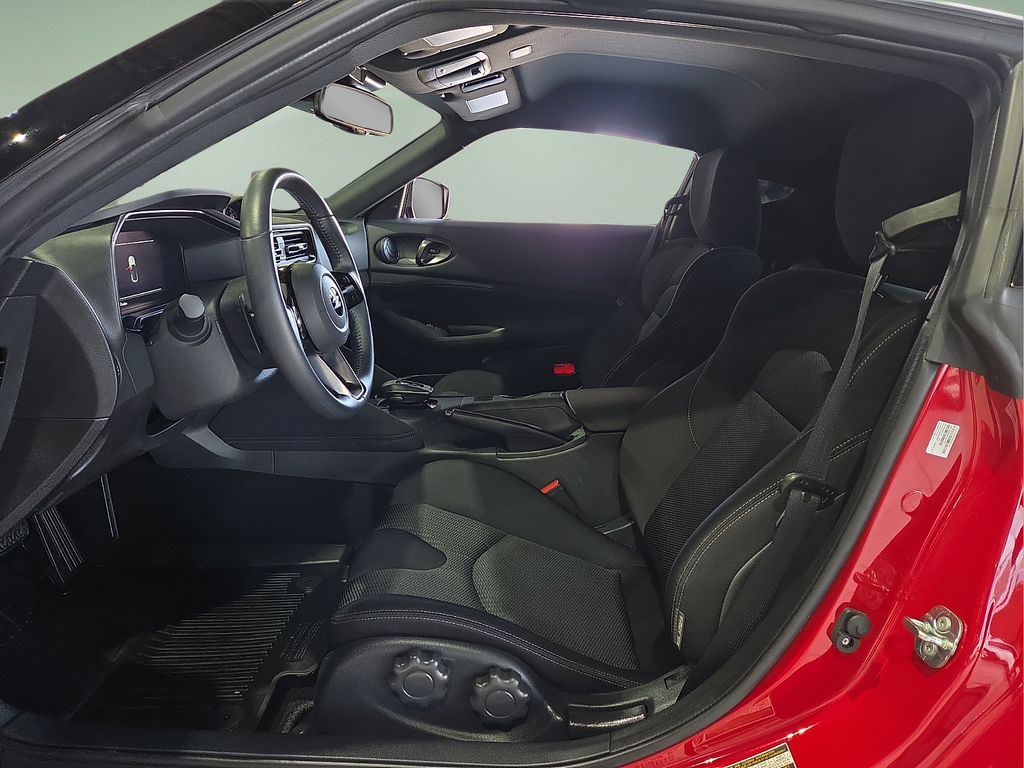 2025 Nissan Z Sport