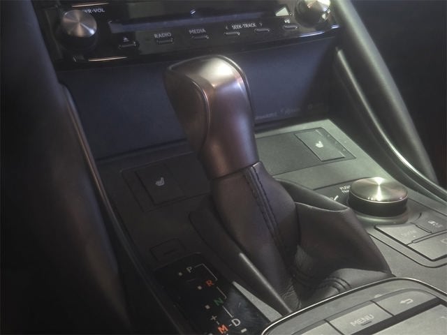 2024 Lexus IS 350 F SPORT Design