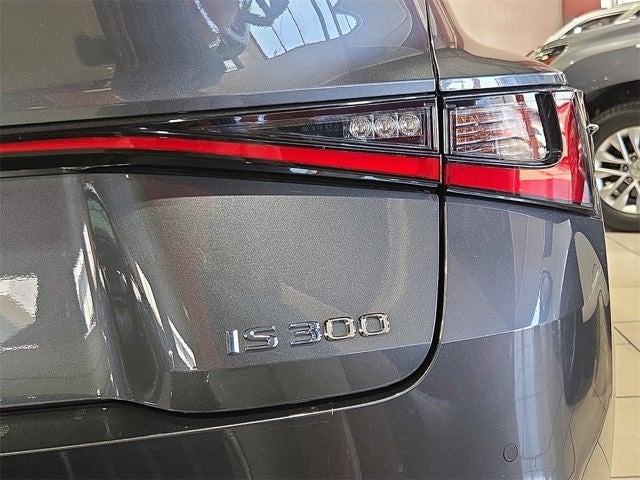 2024 Lexus IS 300