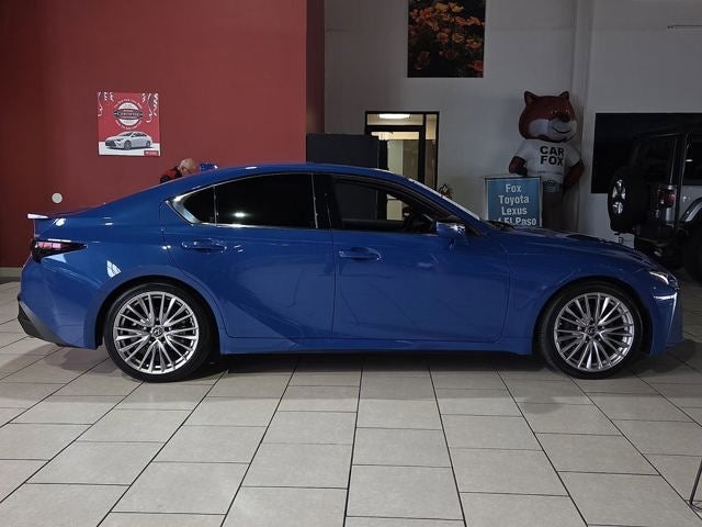 2022 Lexus IS 300