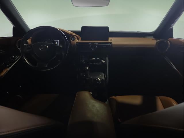 2023 Lexus IS 300