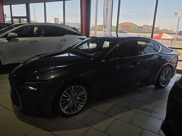 2023 Lexus IS 300