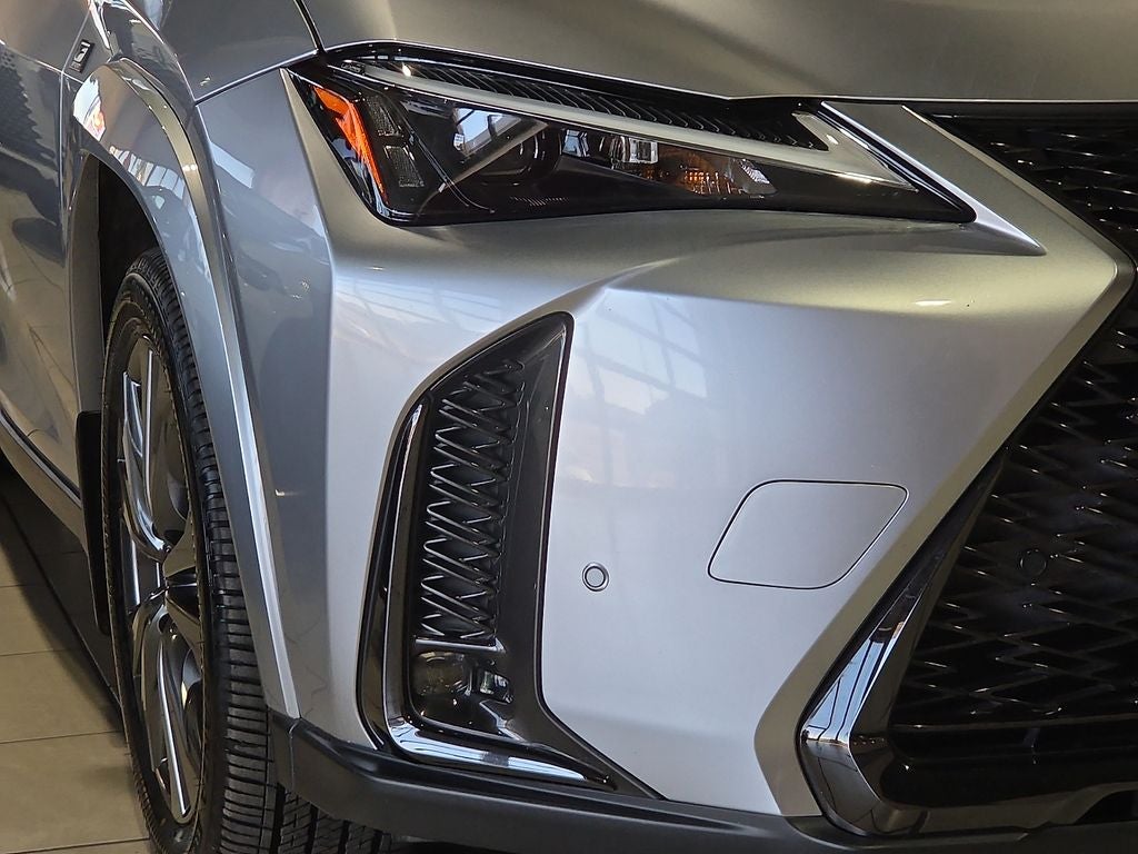 2023 Lexus UX 250h F SPORT Handling