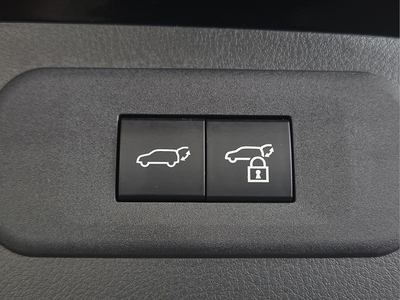 2025 Lexus NX 450h+ Luxury