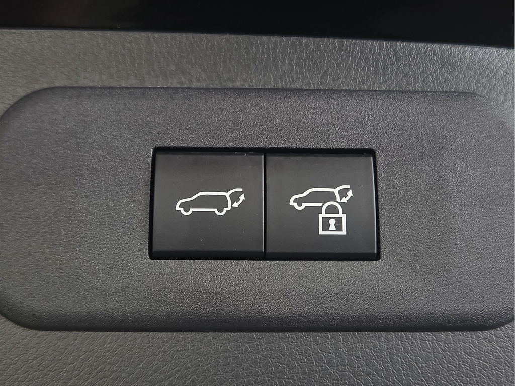 2025 Lexus NX 450h+ Luxury