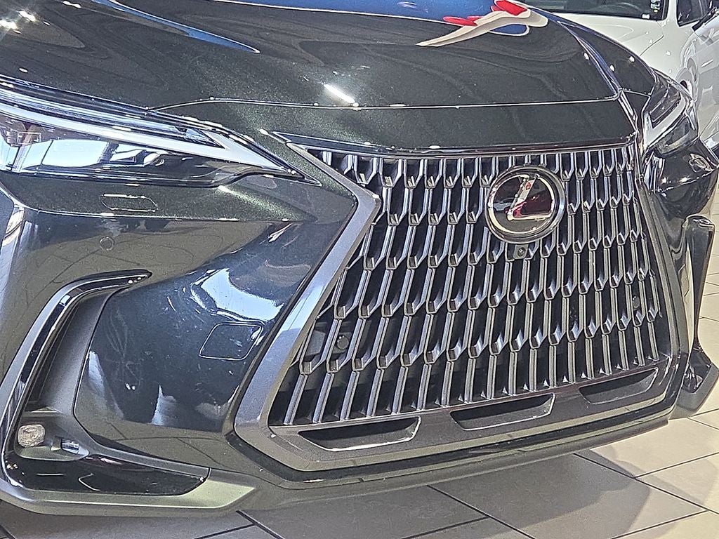2025 Lexus NX 450h+ Luxury