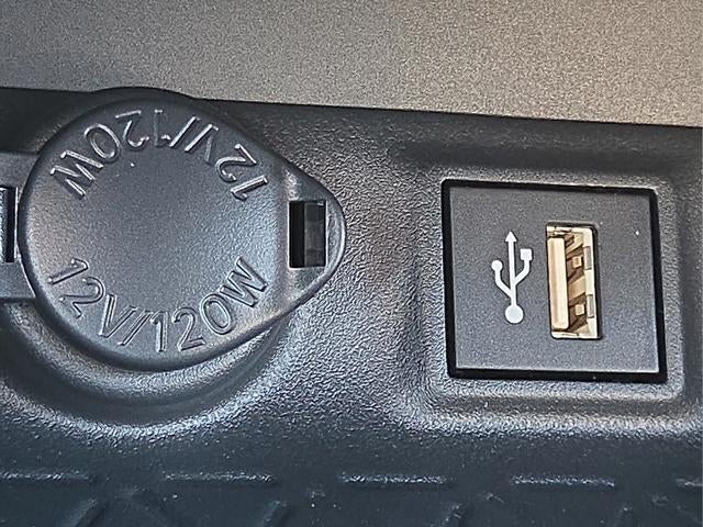 2025 Toyota RAV4 Plug-In Hybrid SE