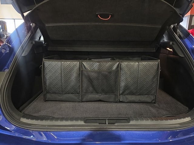 2025 Toyota Corolla Hatchback SE