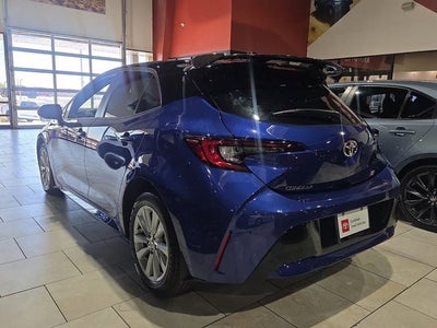 2025 Toyota Corolla Hatchback SE