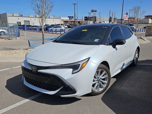 2025 Toyota Corolla Hatchback SE