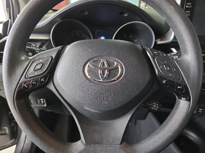 2021 Toyota C-HR LE