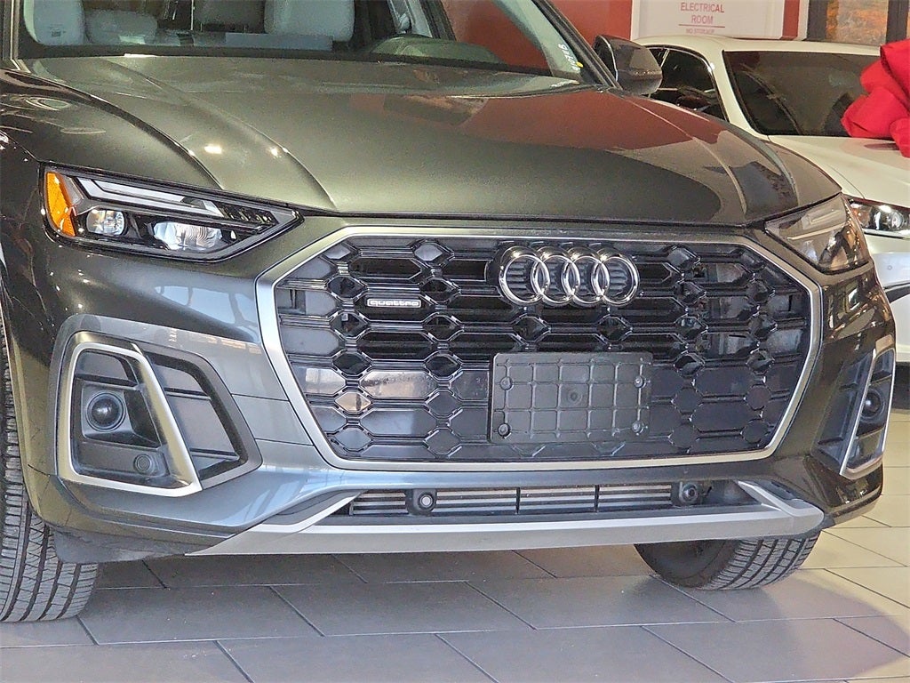 2023 Audi Q5 45 S line Premium quattro